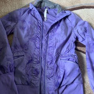 Lululemon size 6 jacket